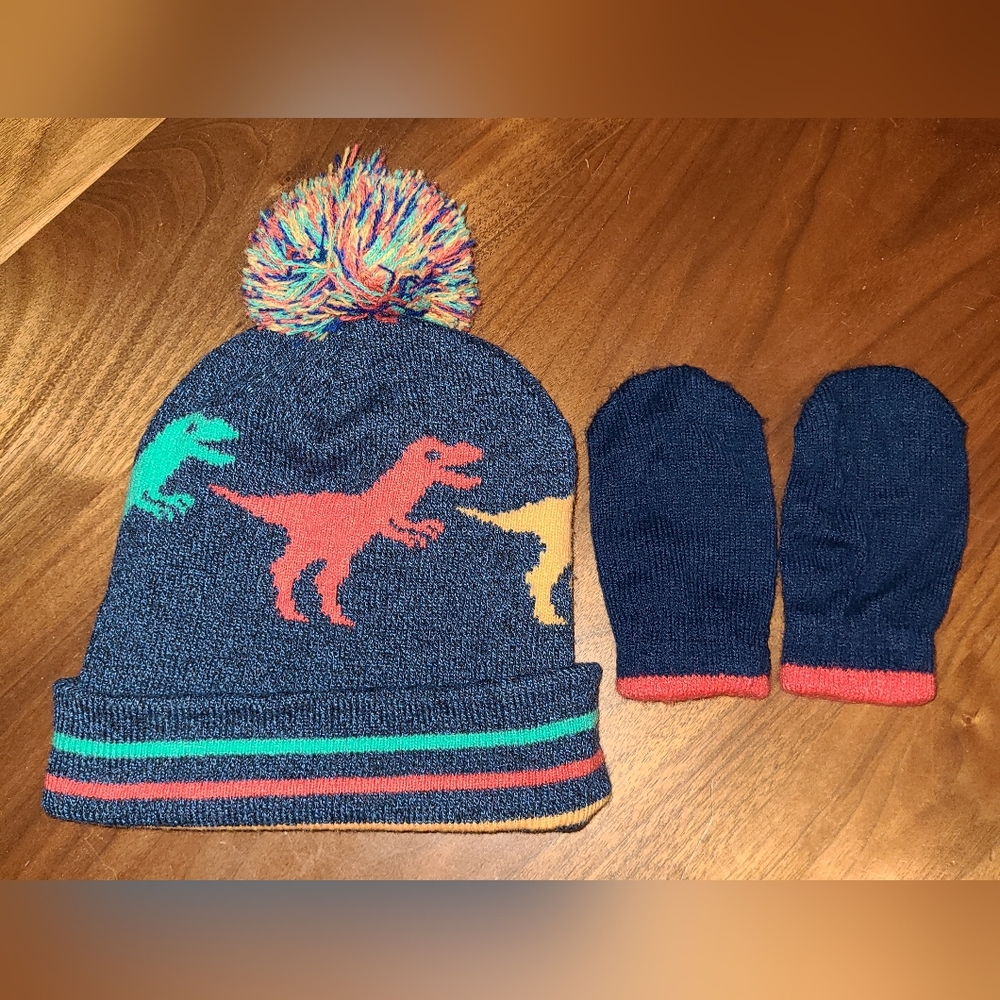 Addie & Tate winter hat and gloves